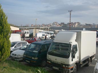 Çerkezköy Halk Pazarı'nda otopark sorunu