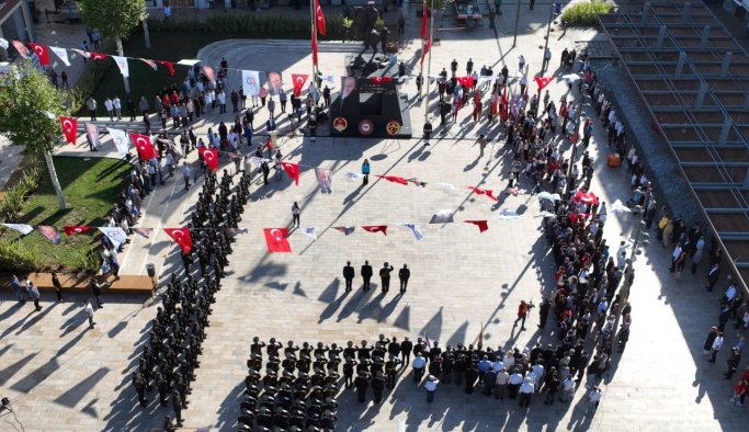 ÇERKEZKÖY’DE BÜYÜK ZAFERİN 102’NCİ YILINI KUTLANDI