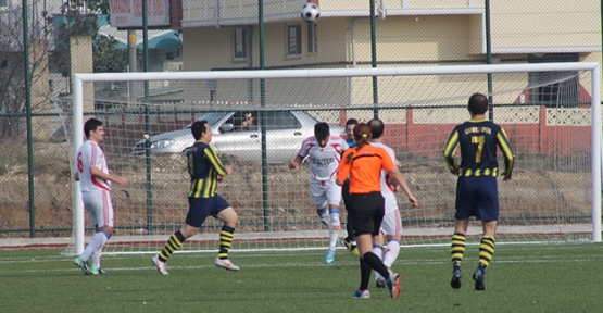 Kapaklıspor 3 puanı 3 golle aldı